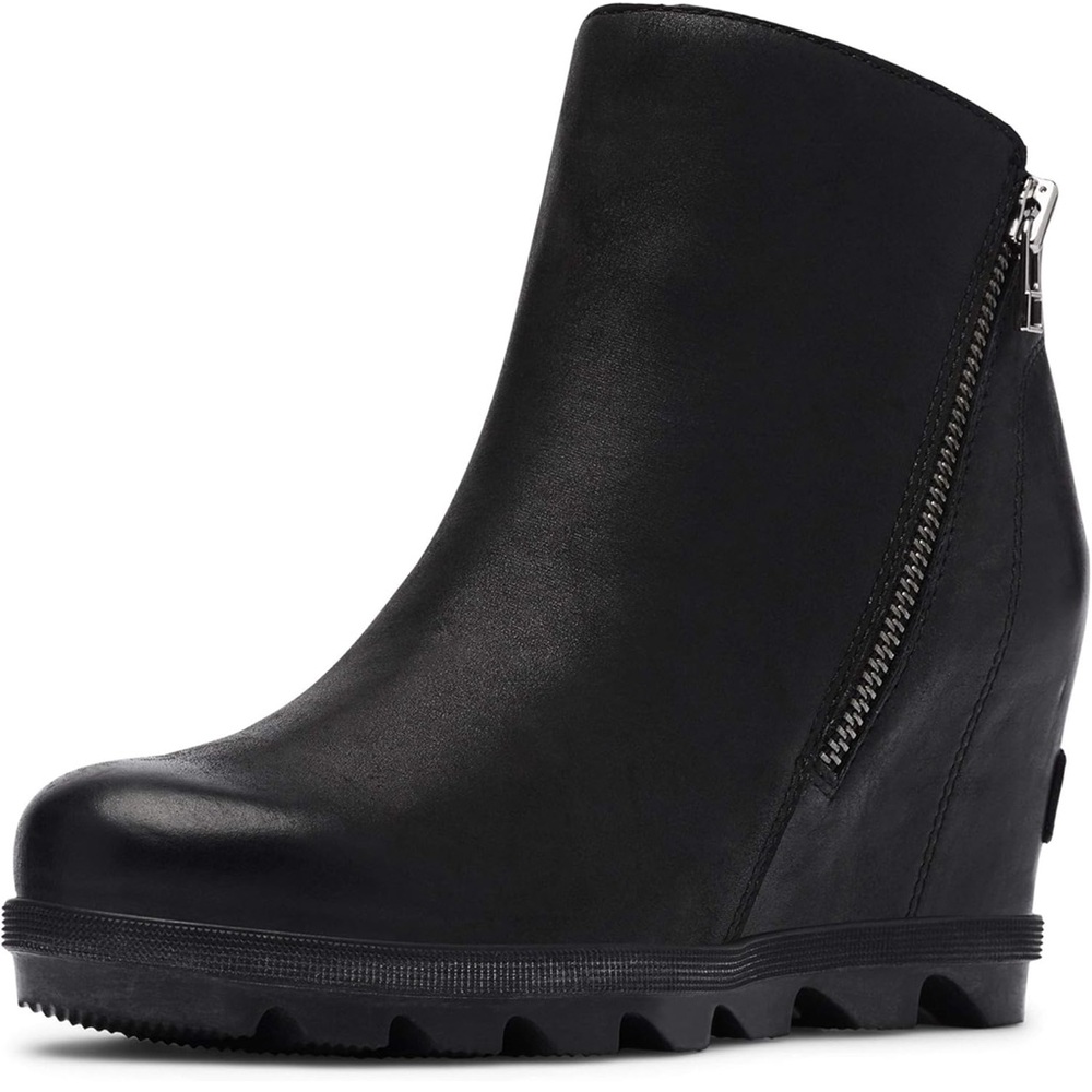 SOREL Joan of Arctic II Wedge Zipper Boot in Black size 6.5